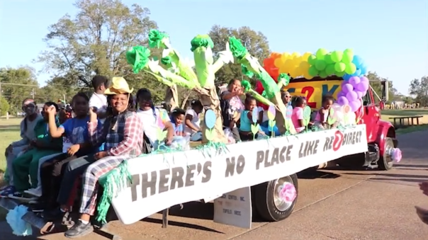 Homecoming Parade 2017- C2k Ministries Inc